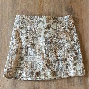URBAN OUTFITTERS XSMALL MINI SKIRT
